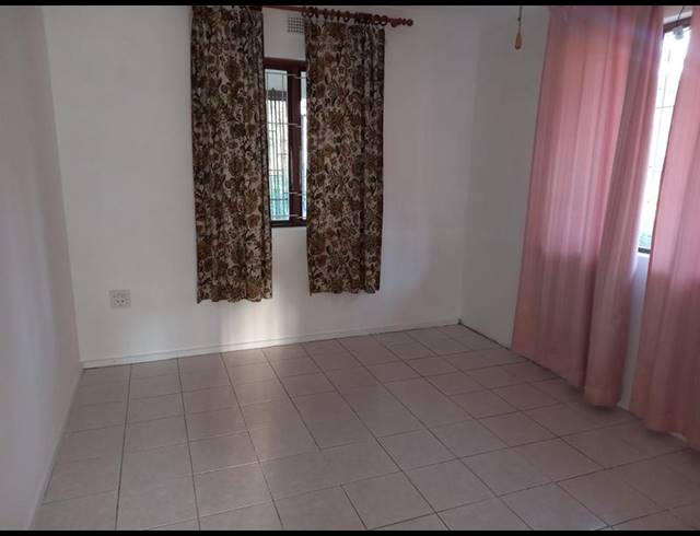 2 BEDROOM PROPERTY TO RENT IN ESCOMBE